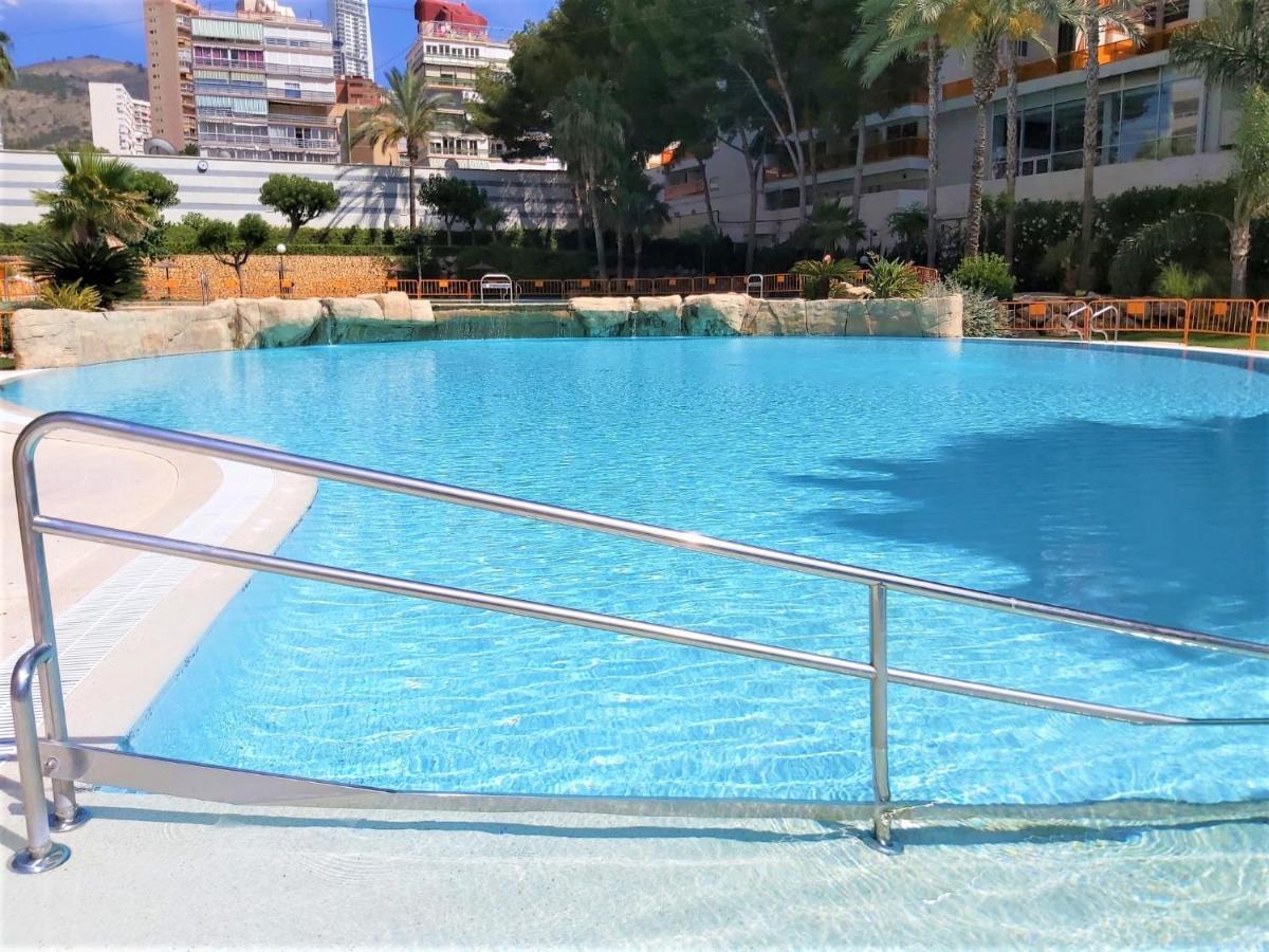 Gemelos 22-3-6 Benidorm Esterno foto